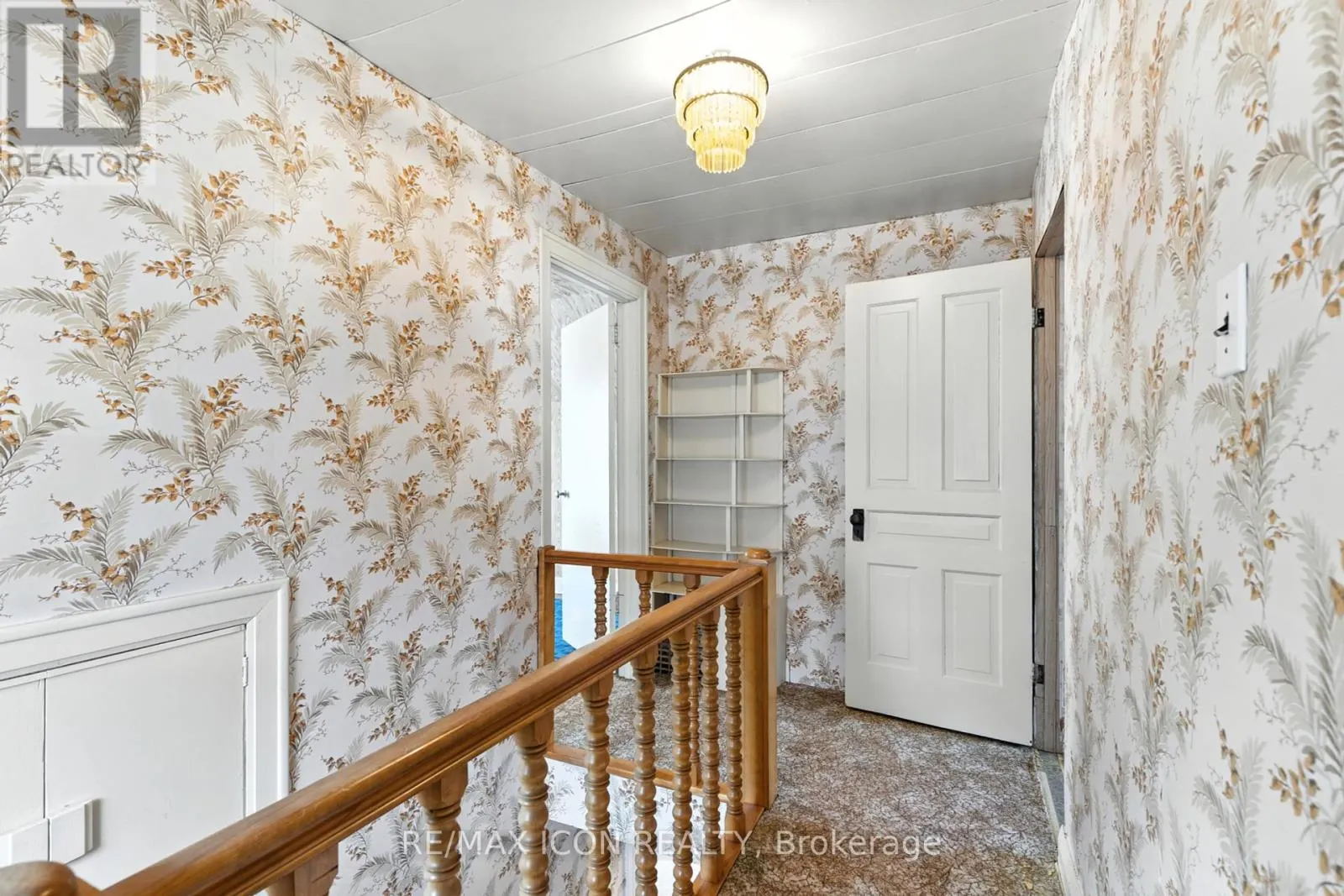 35 GRENVILLE AVENUE