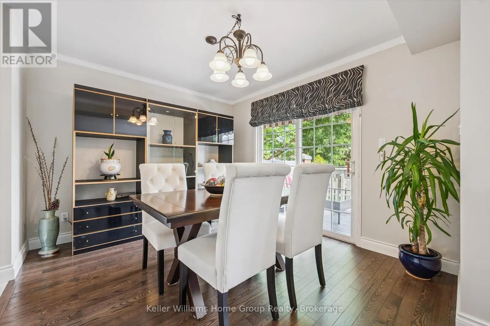 14 - 941 GORDON STREET, #14
