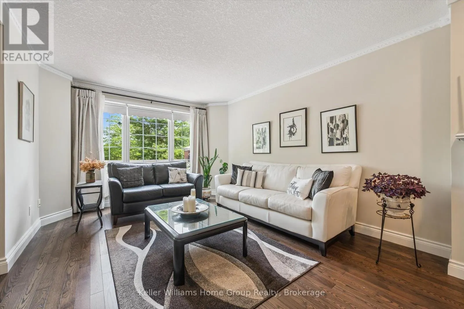 14 - 941 GORDON STREET, #14
