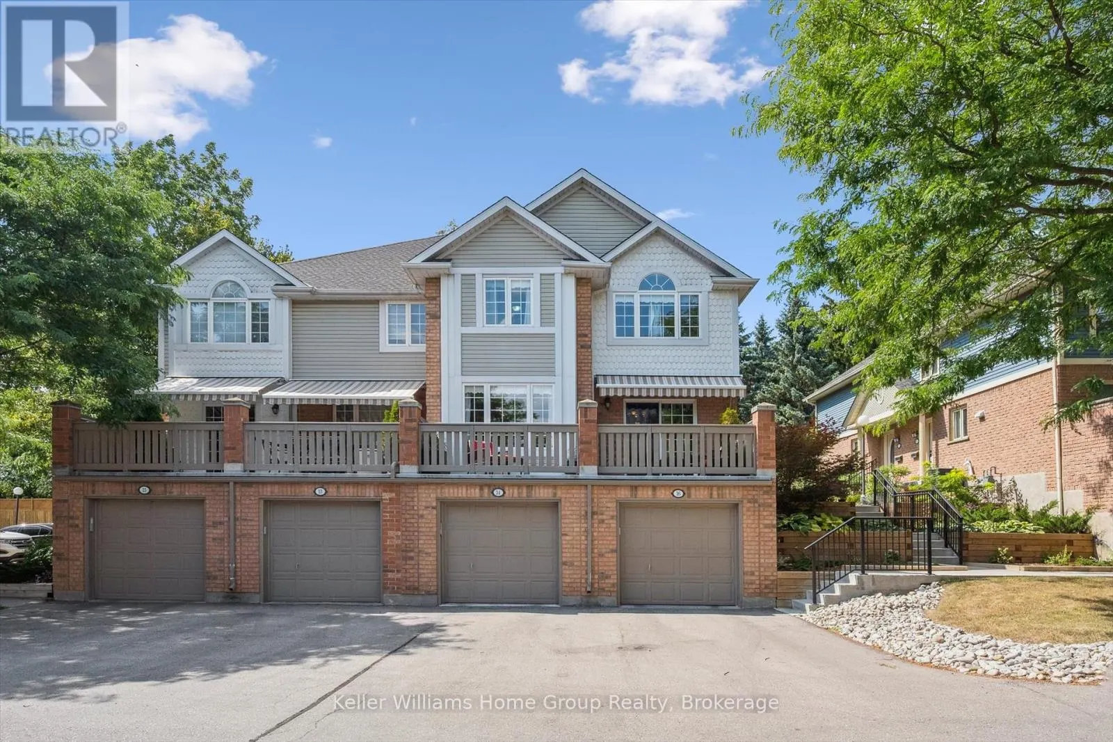 14 - 941 GORDON STREET, #14