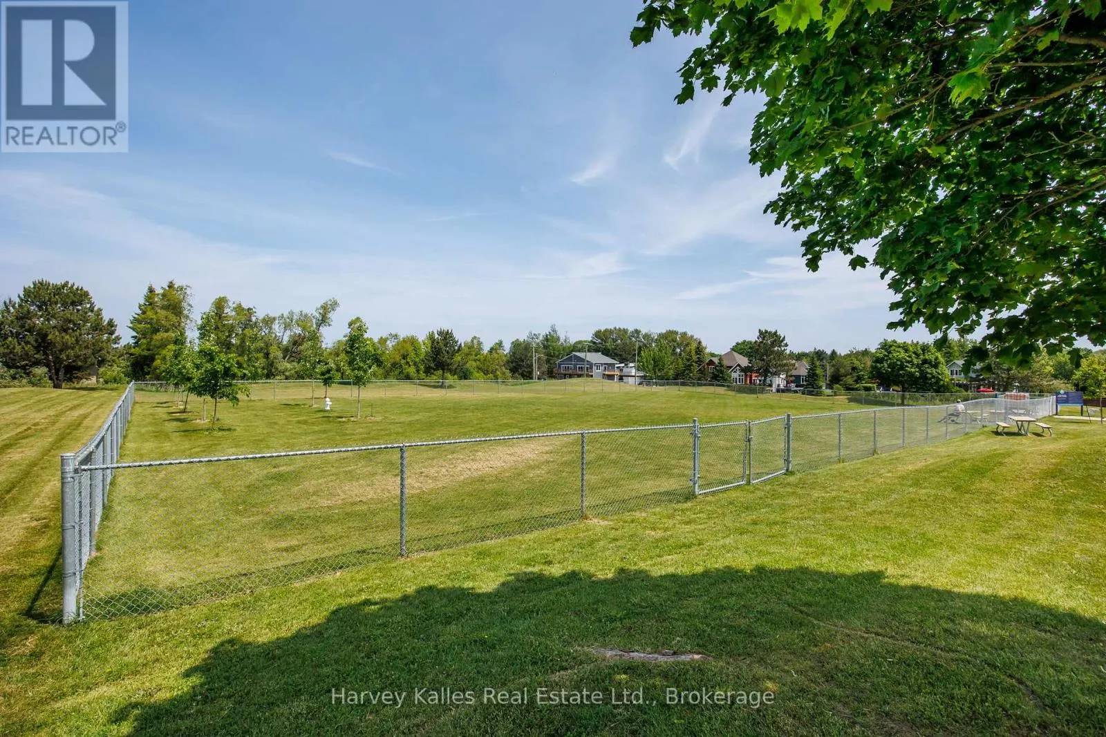 37 - 146 SETTLER'S WAY, #37