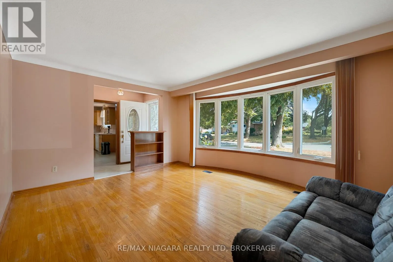 63 TRELAWNE DRIVE