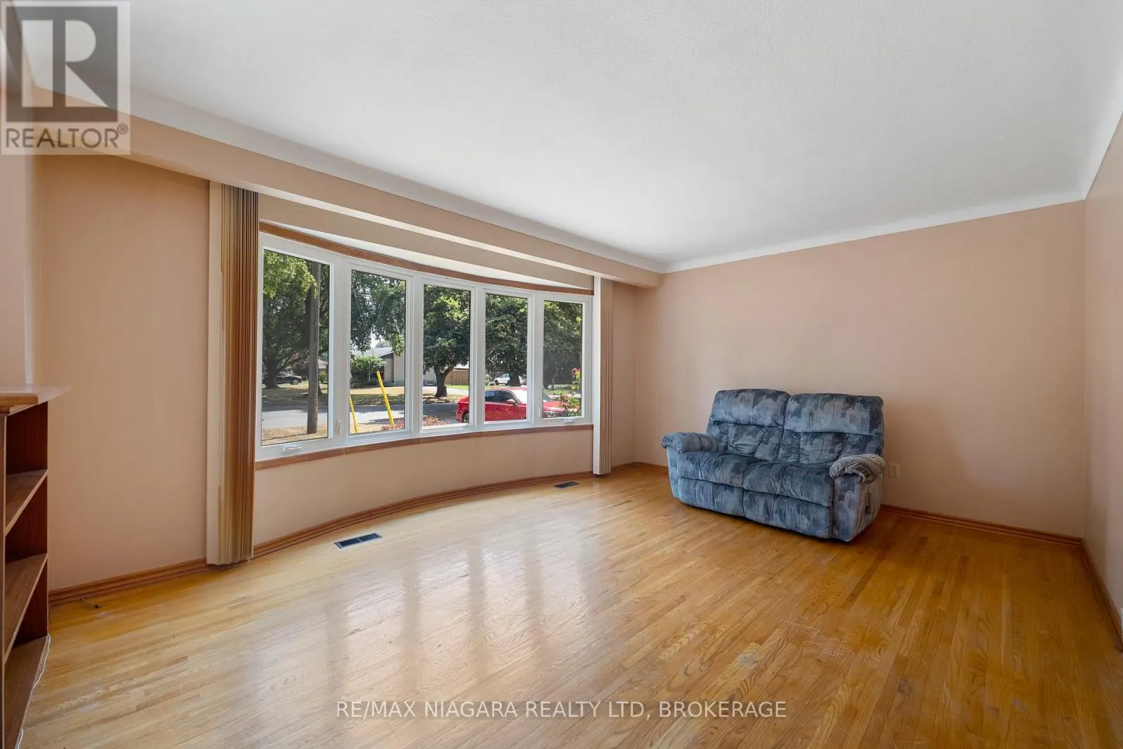 63 TRELAWNE DRIVE