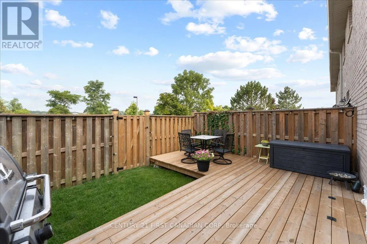 1 - 40 BRAEMAR AVENUE, #1