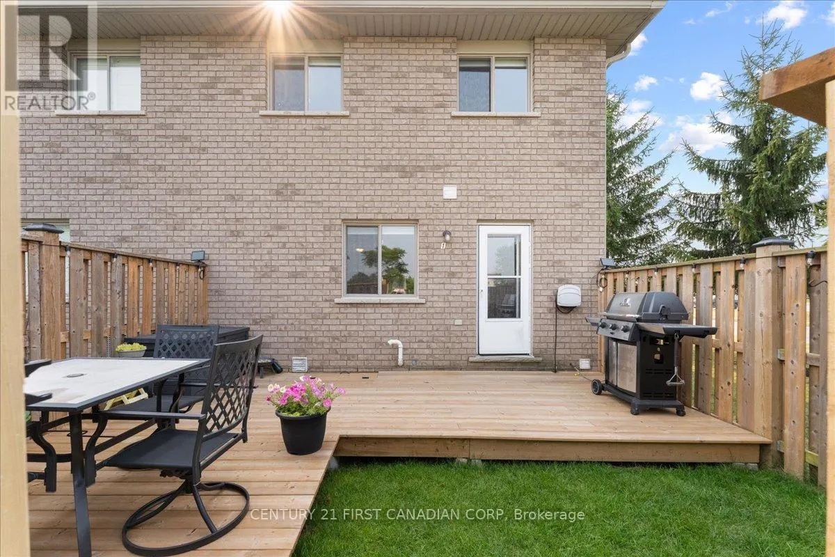 1 - 40 BRAEMAR AVENUE, #1