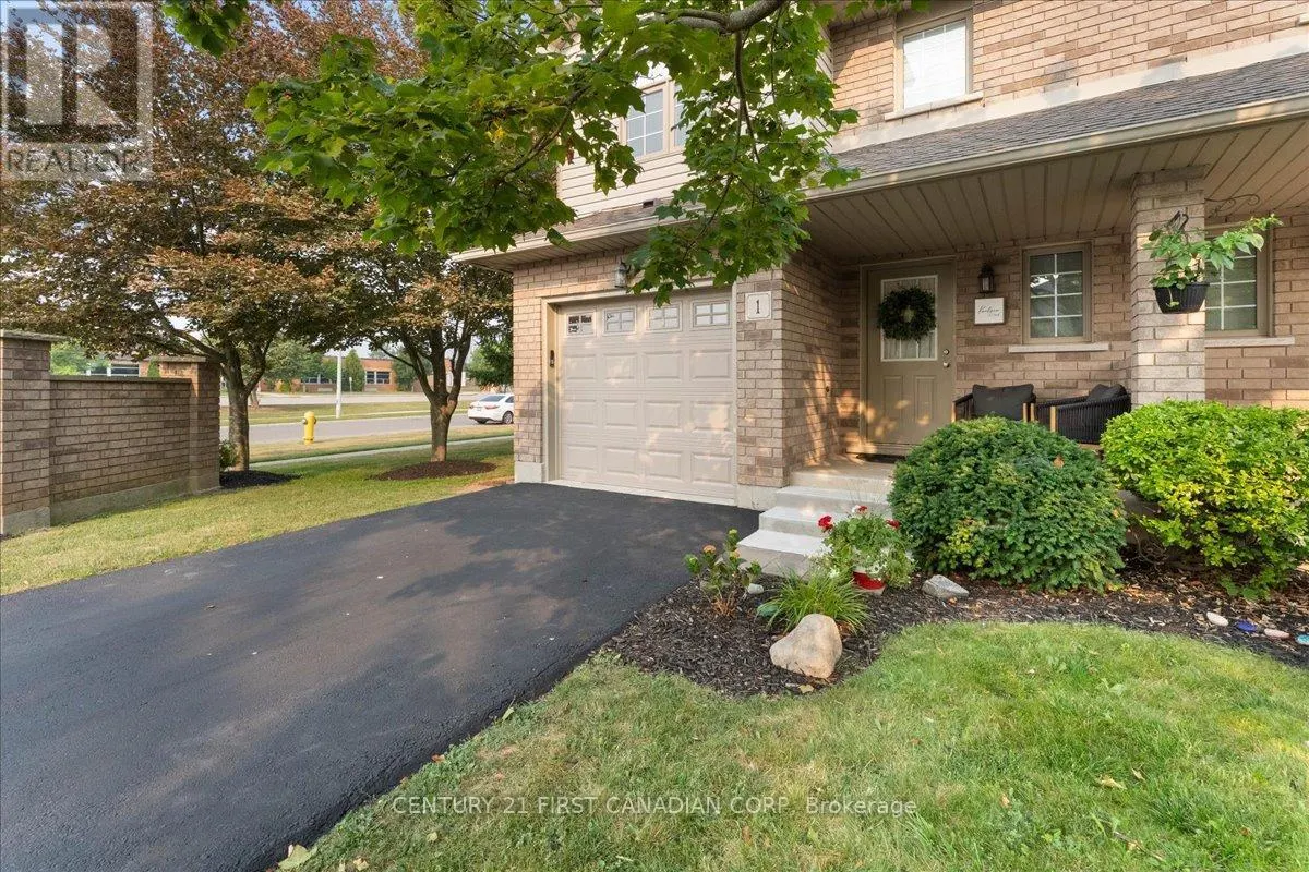 1 - 40 BRAEMAR AVENUE, #1