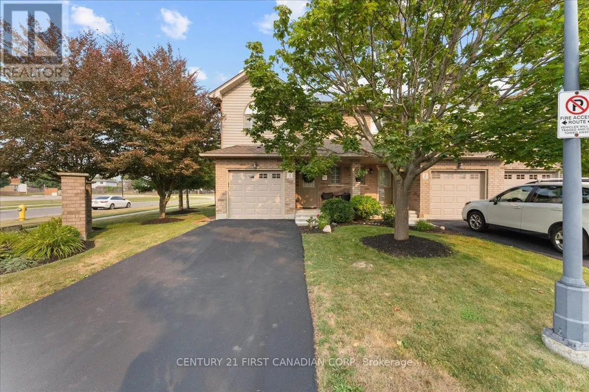 1 - 40 BRAEMAR AVENUE, #1