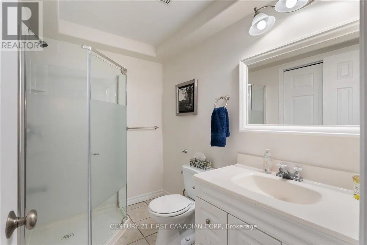 1 - 40 BRAEMAR AVENUE, #1