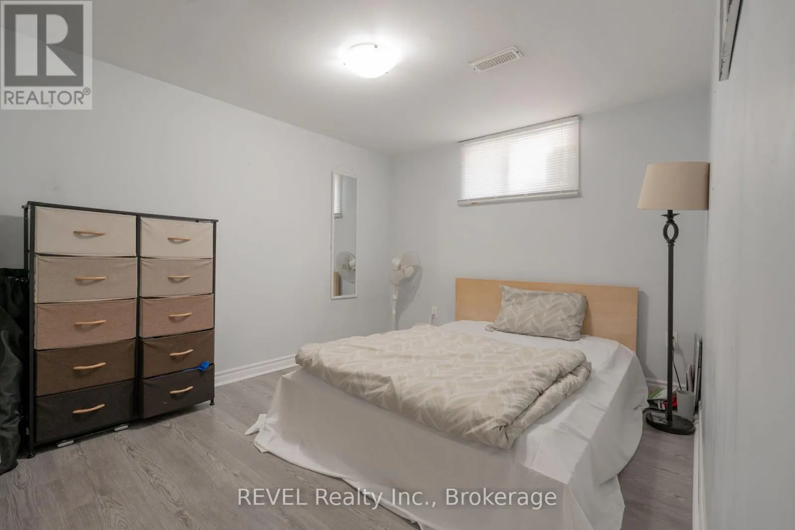26 HILLGARDEN ROAD