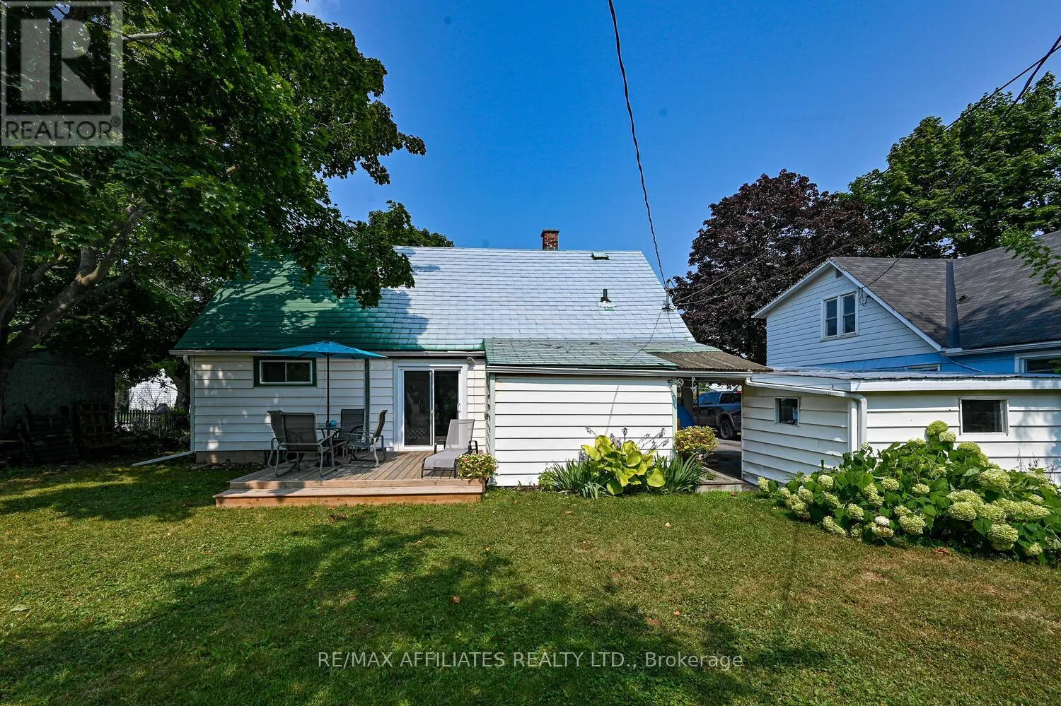 40 OAK STREET