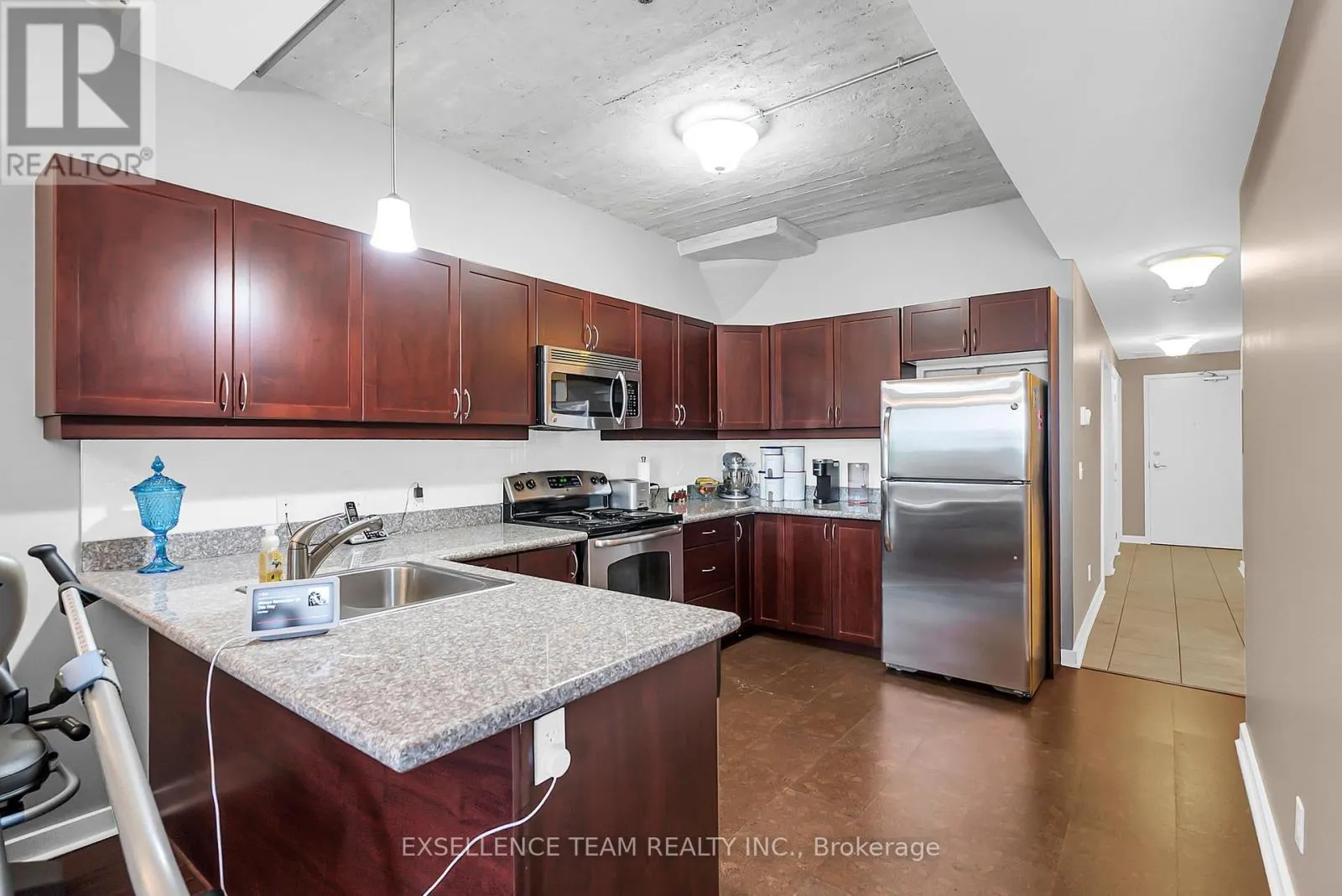 412 - 710 COTTON MILL STREET