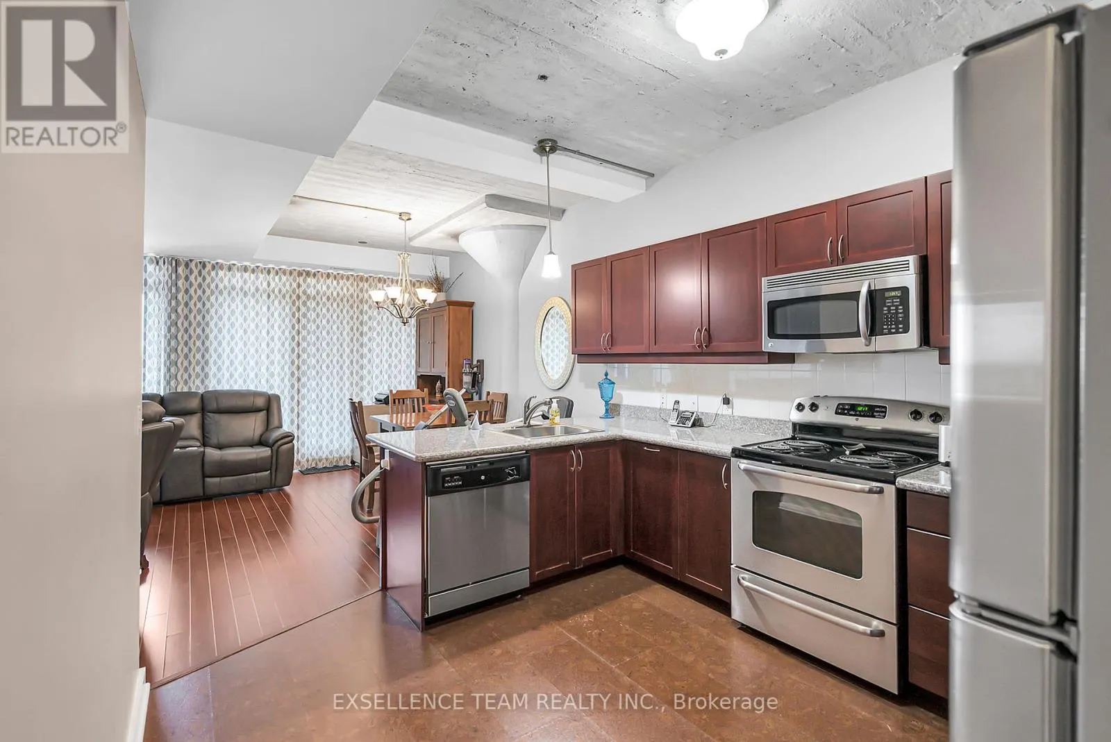 412 - 710 COTTON MILL STREET