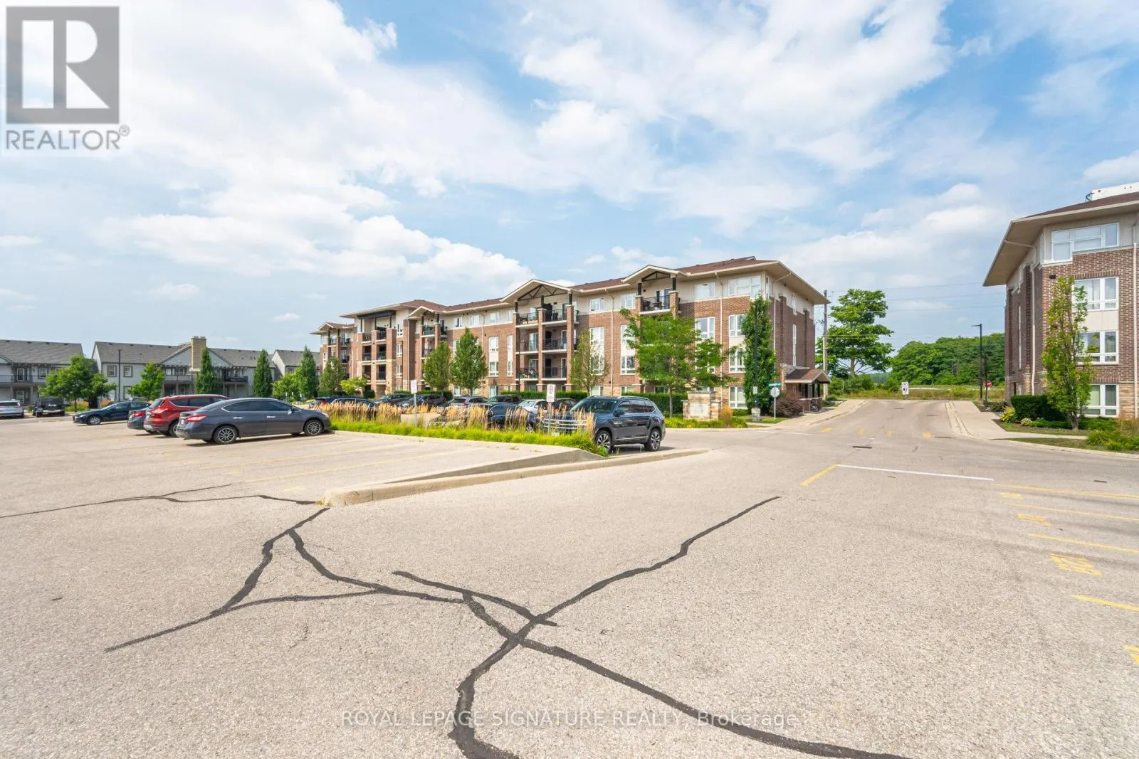 111 - 67 KINGSBURY SQUARE