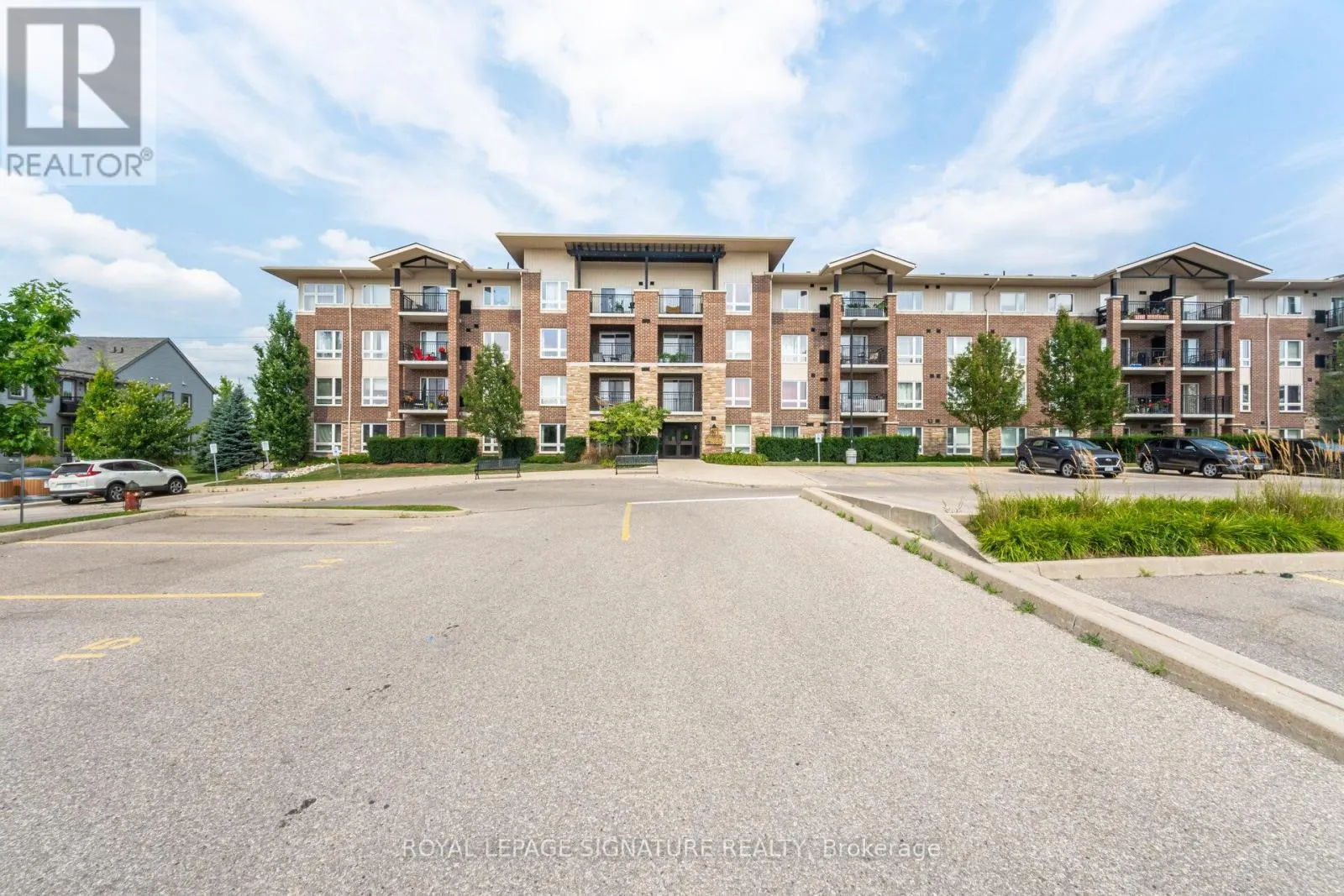 111 - 67 KINGSBURY SQUARE