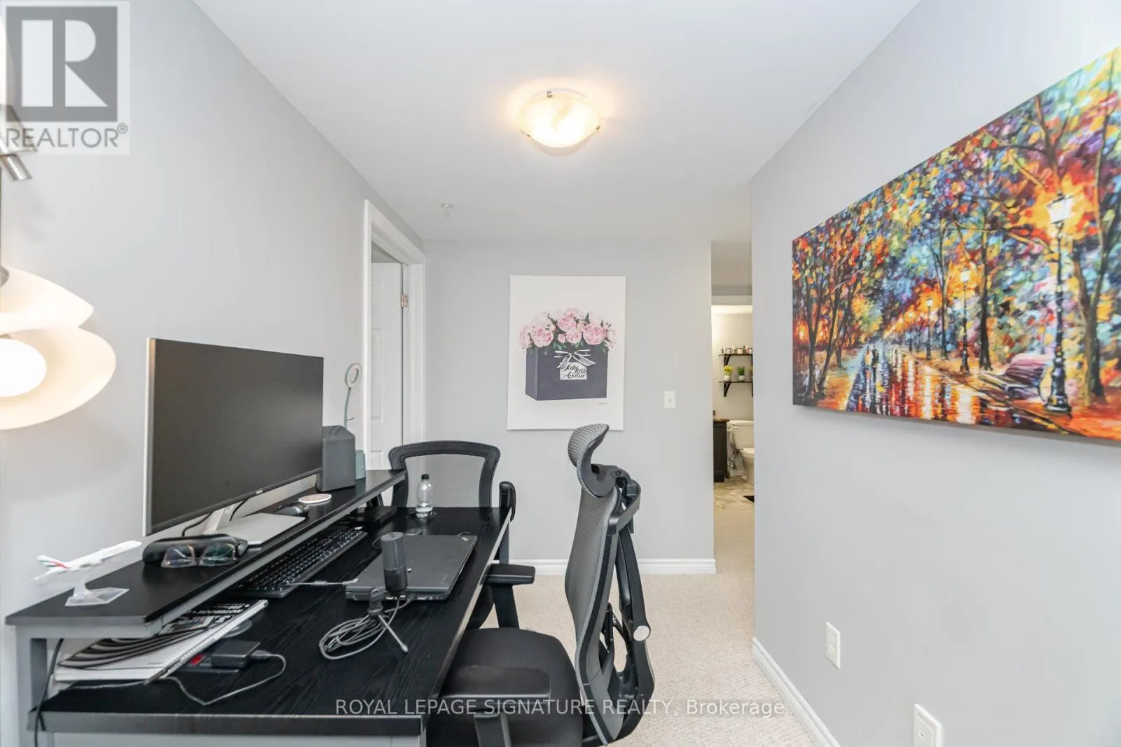 111 - 67 KINGSBURY SQUARE