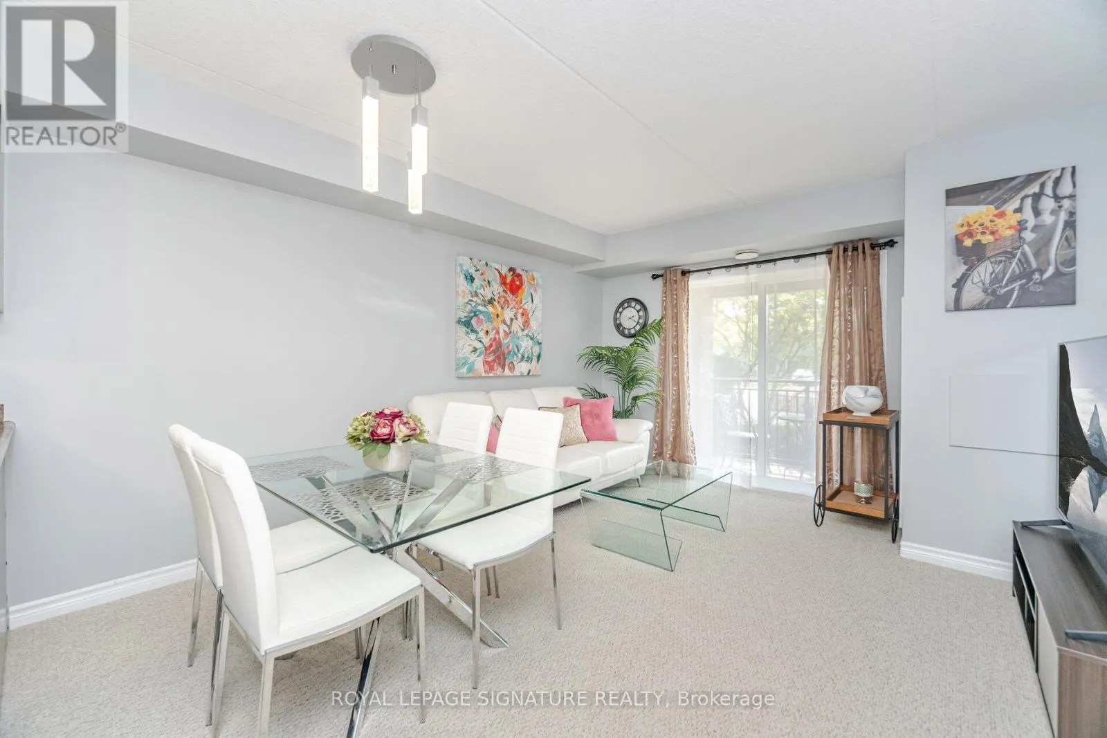 111 - 67 KINGSBURY SQUARE