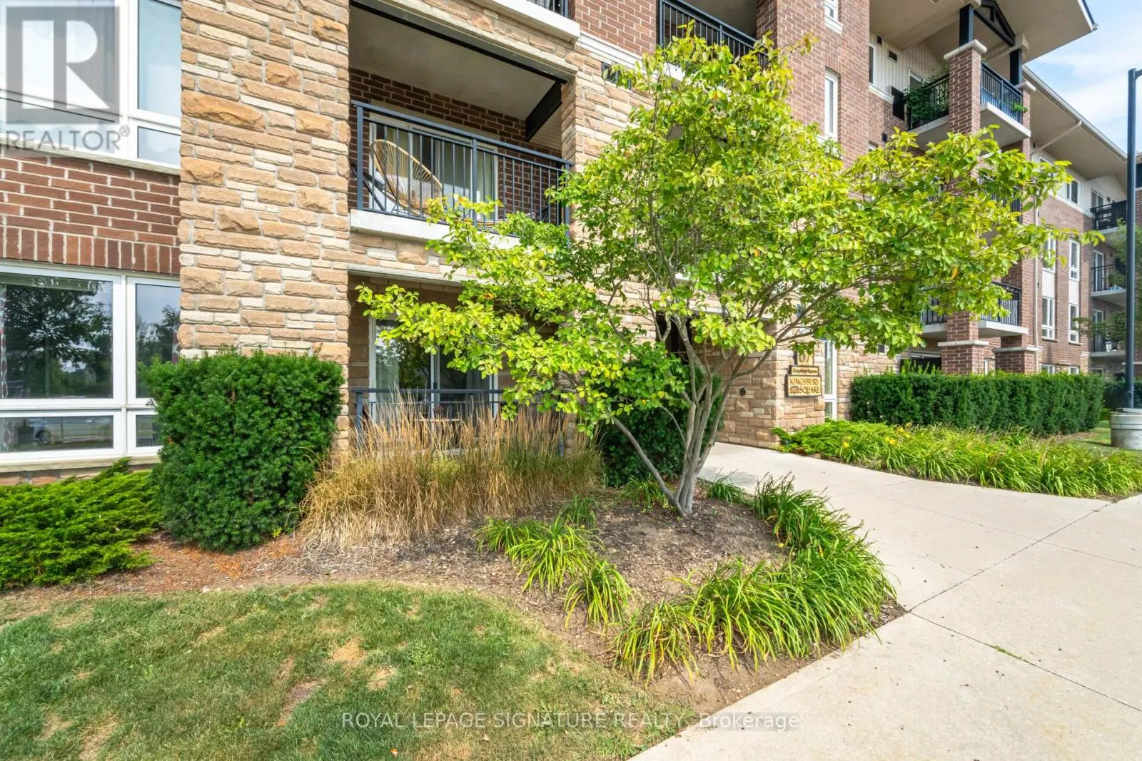 111 - 67 KINGSBURY SQUARE