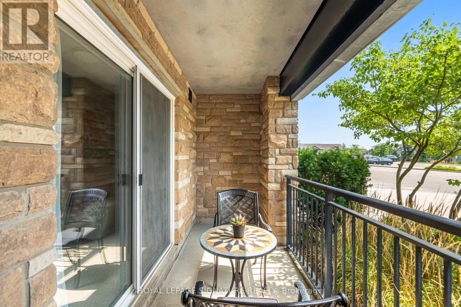 111 - 67 KINGSBURY SQUARE
