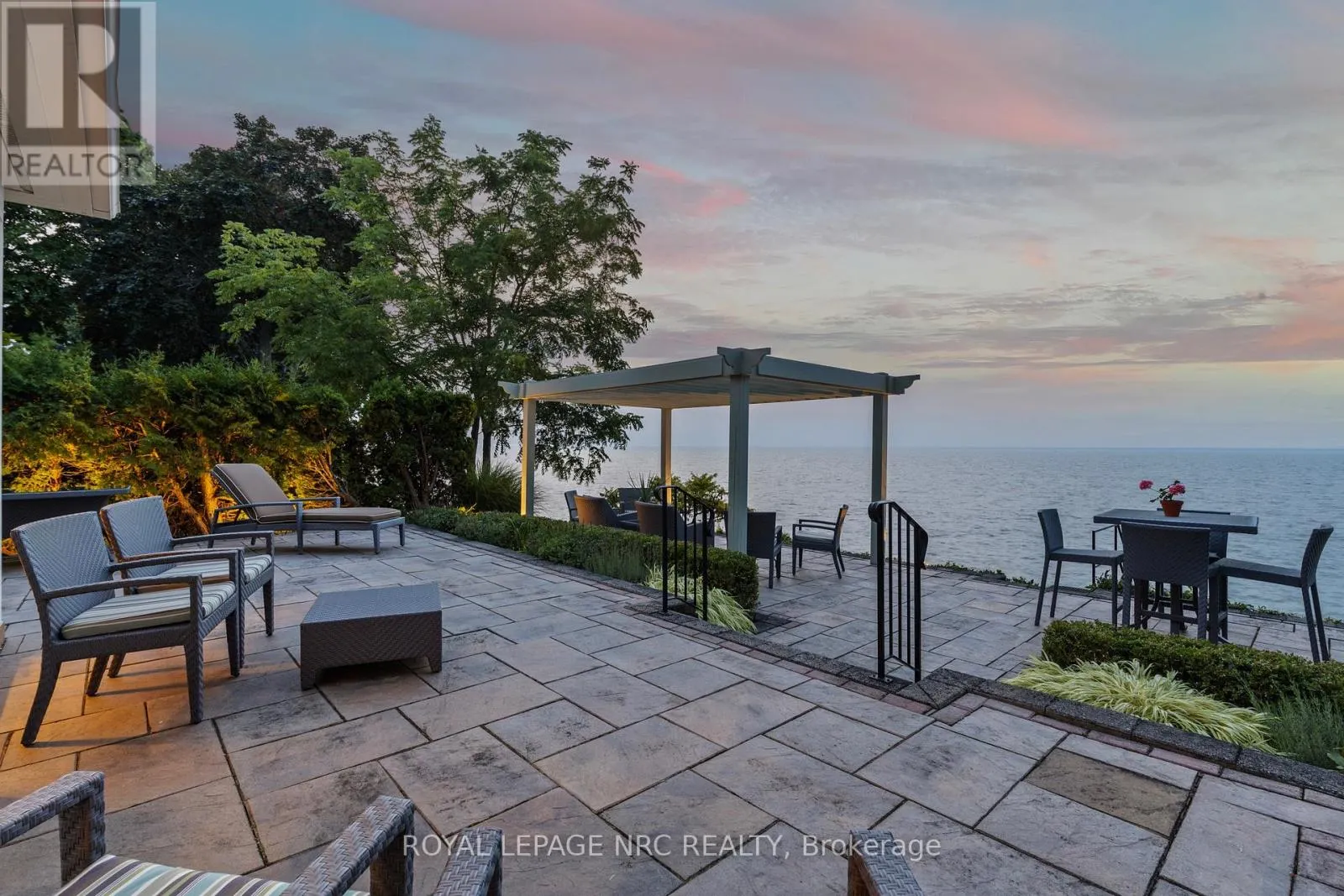 315 NIAGARA BOULEVARD