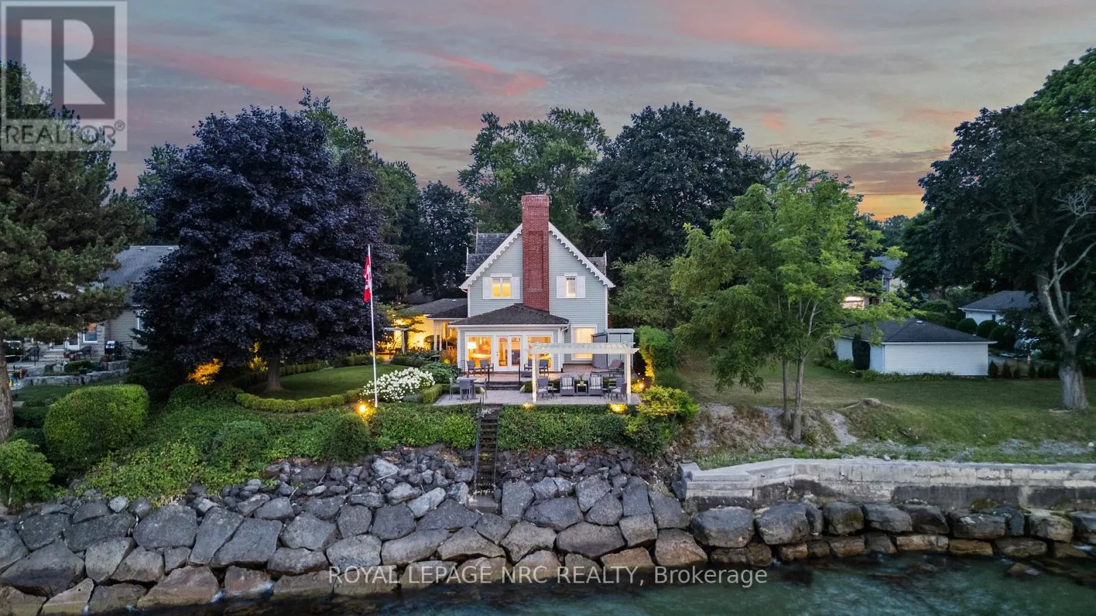 315 NIAGARA BOULEVARD