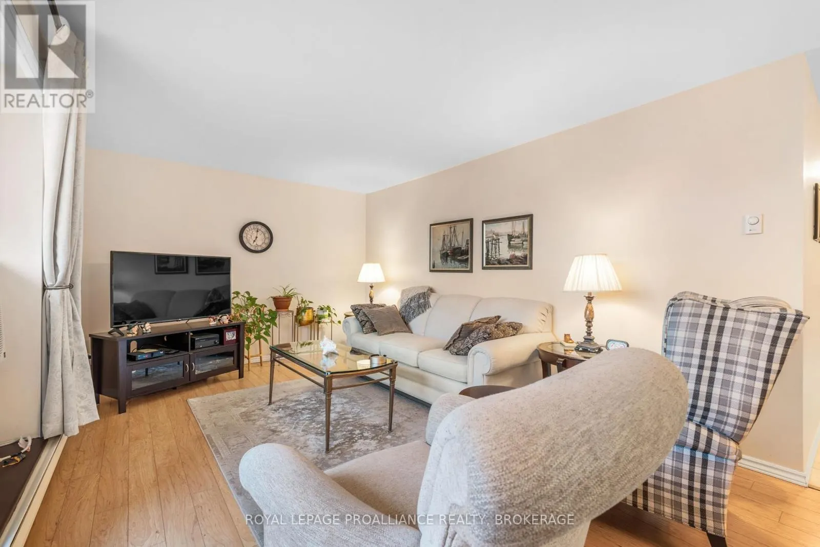 314 - 17 ELDON HALL PLACE, #314