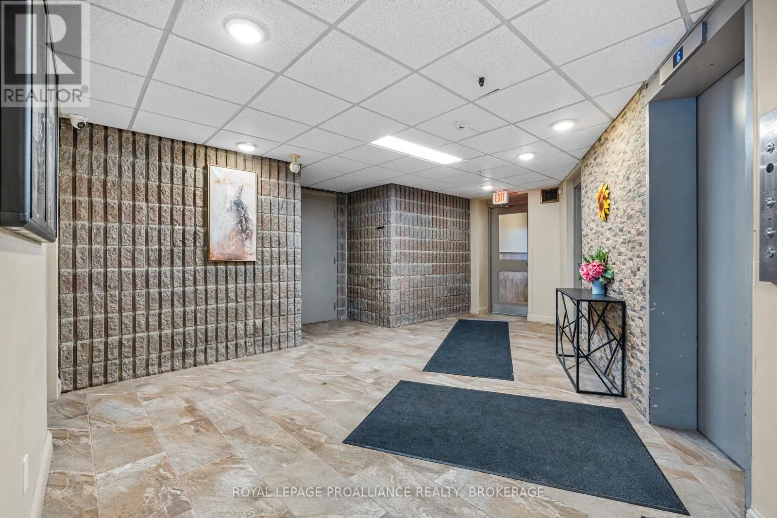 314 - 17 ELDON HALL PLACE, #314