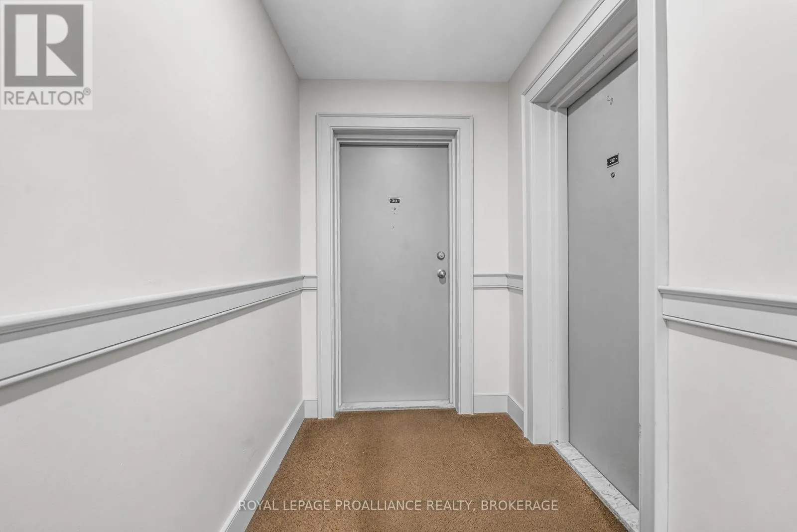 314 - 17 ELDON HALL PLACE, #314