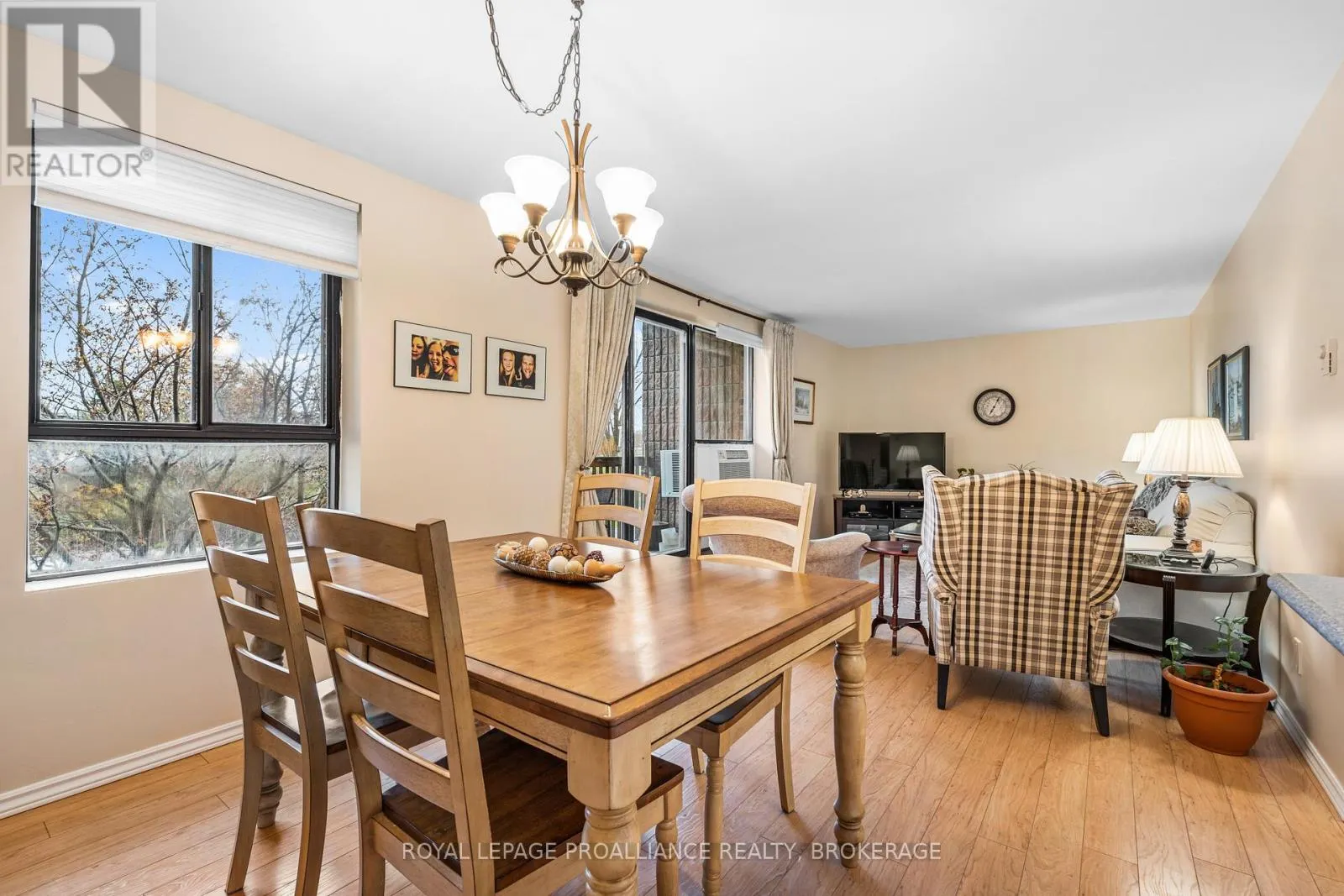 314 - 17 ELDON HALL PLACE, #314