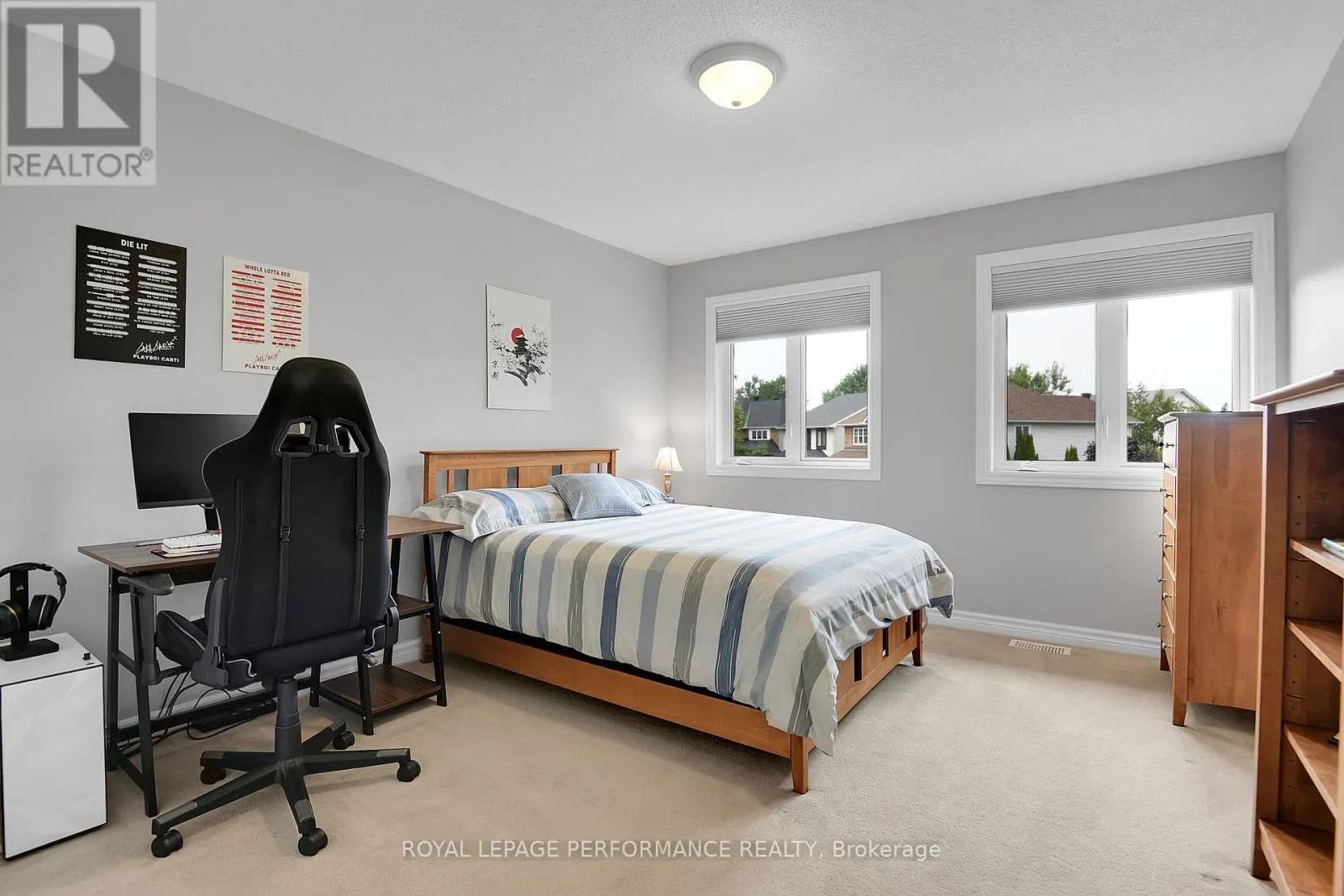 815 LONG POINT CIRCLE
