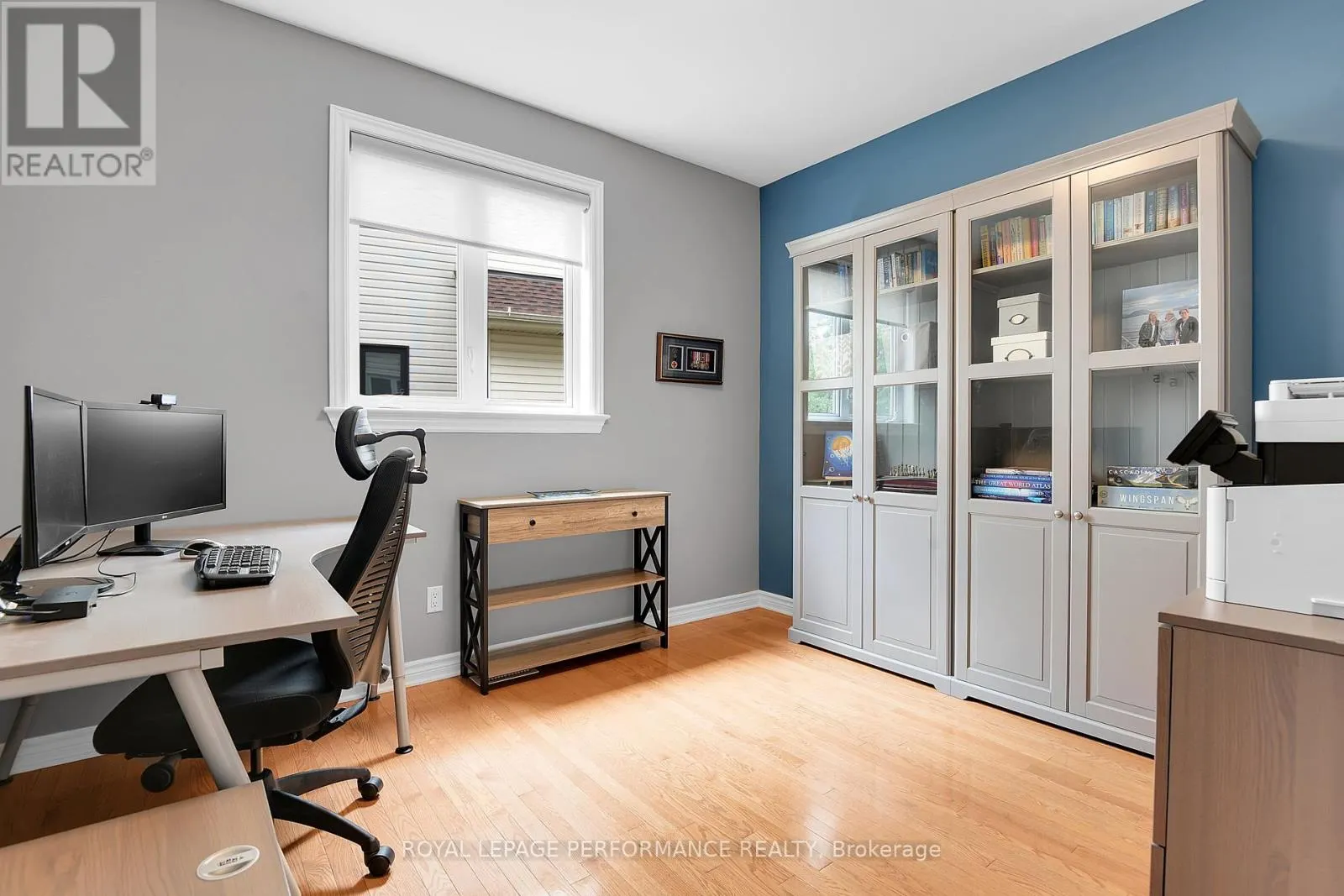 815 LONG POINT CIRCLE