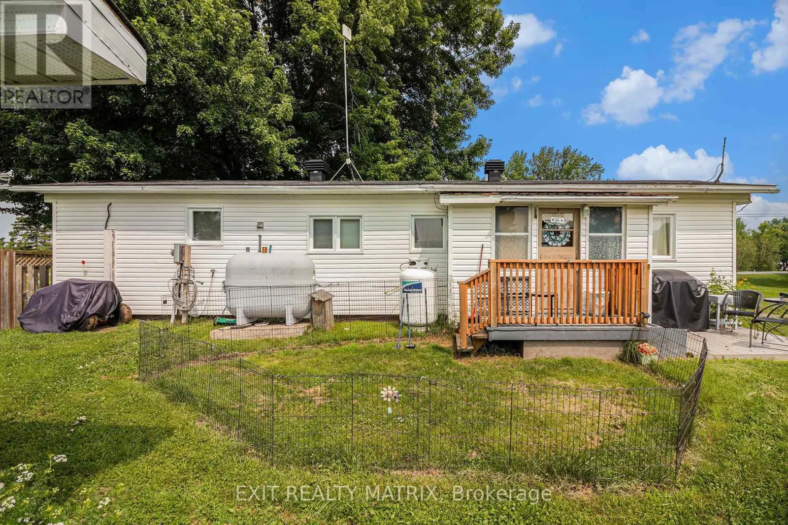 870 CONCESSION 1 ROAD
