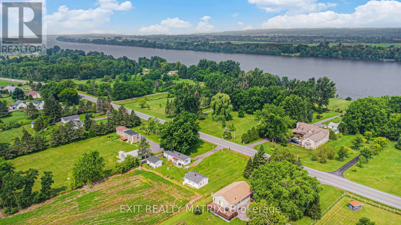 870 CONCESSION 1 ROAD