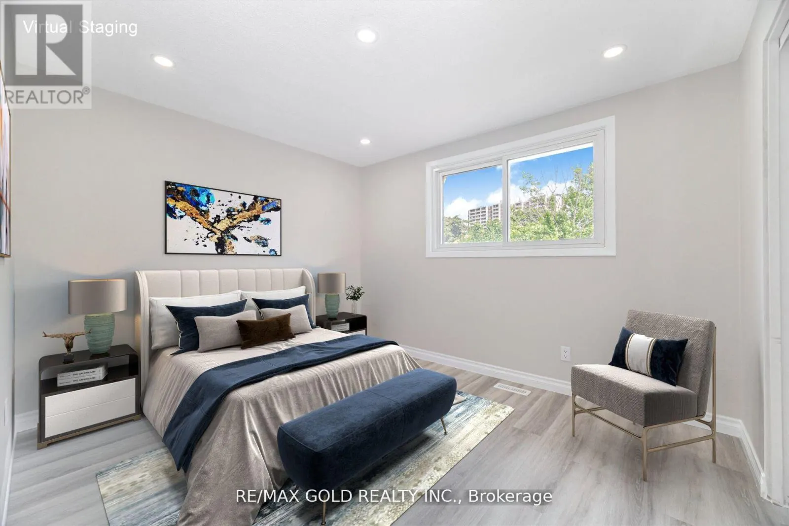 212 CEDARWOODS CRESCENT