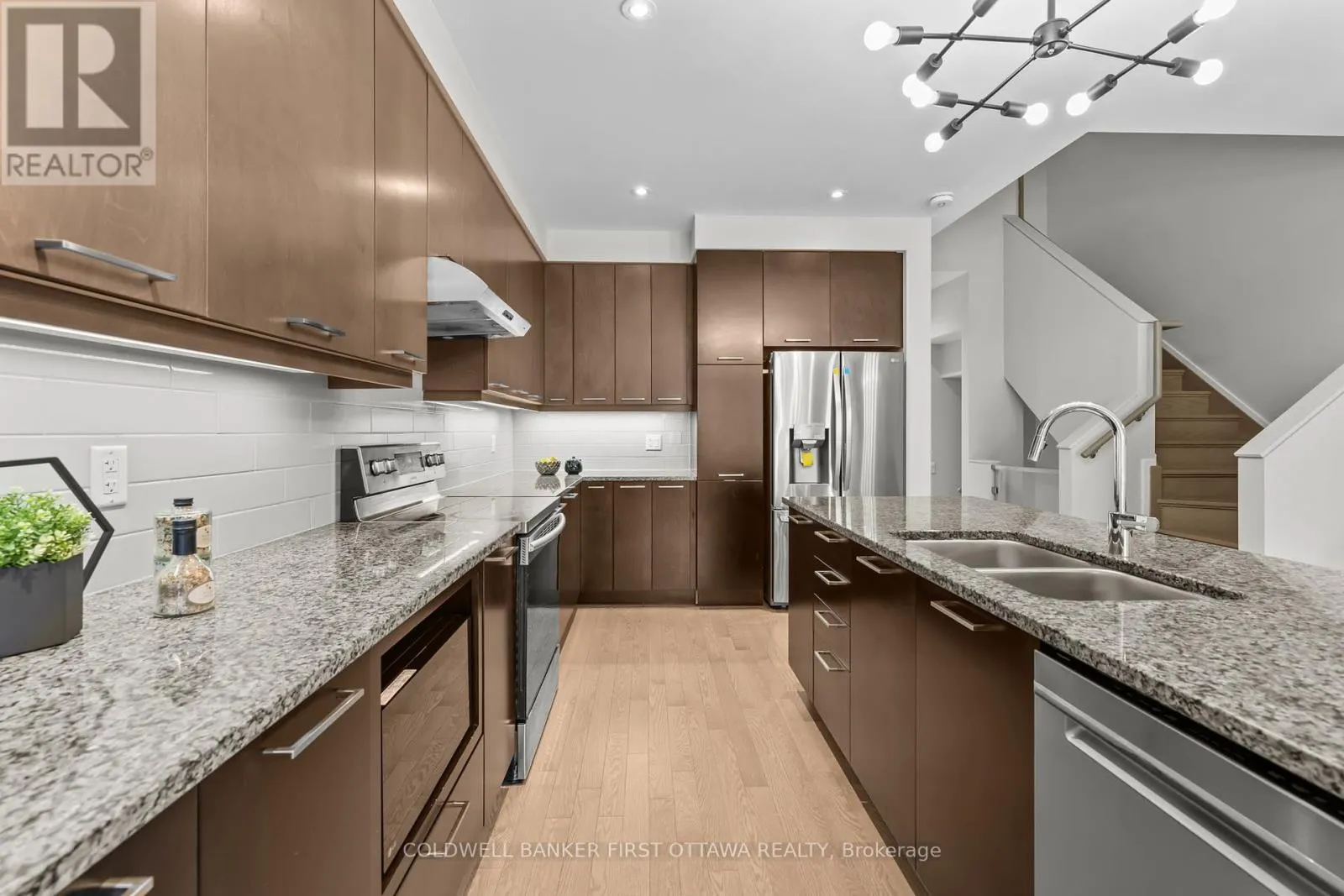 821 QUARTET AVENUE