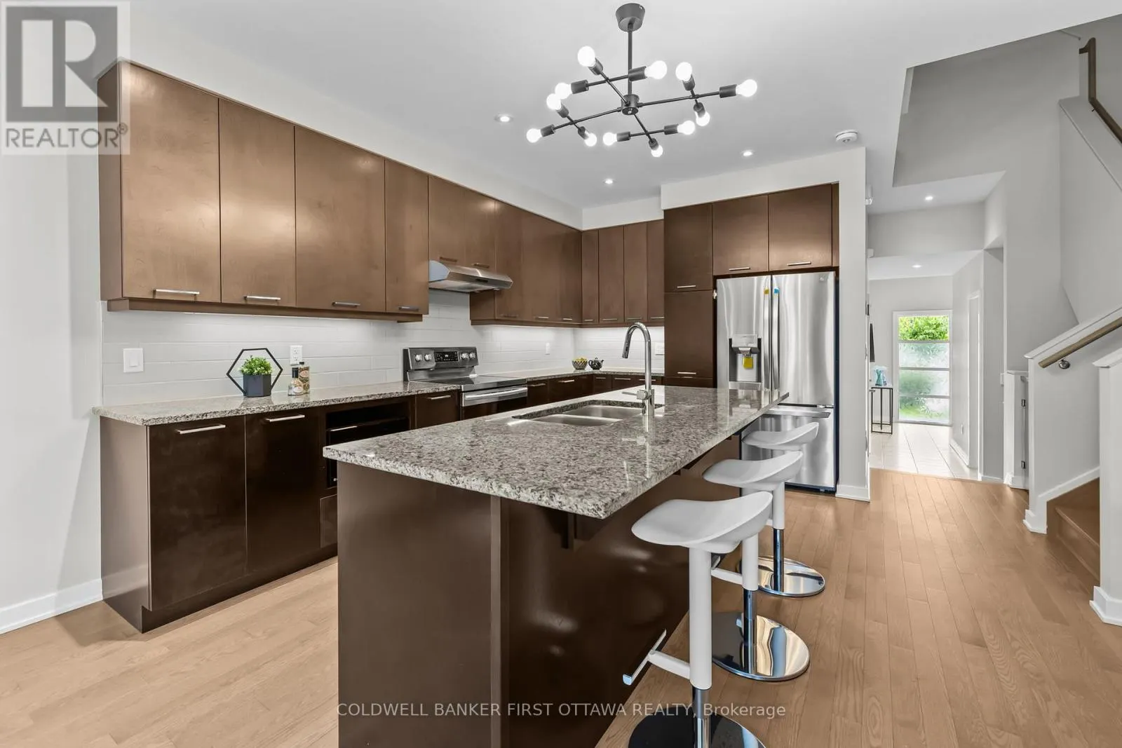 821 QUARTET AVENUE