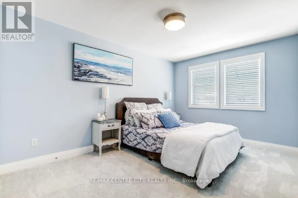 416 BREAKWATER BOULEVARD