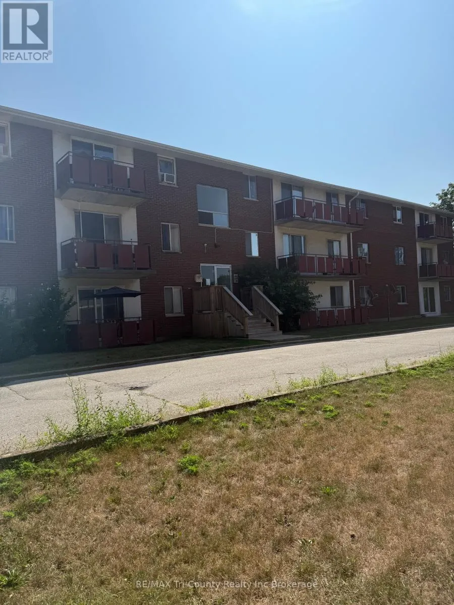 105 - 191 LISGAR AVENUE, #105
