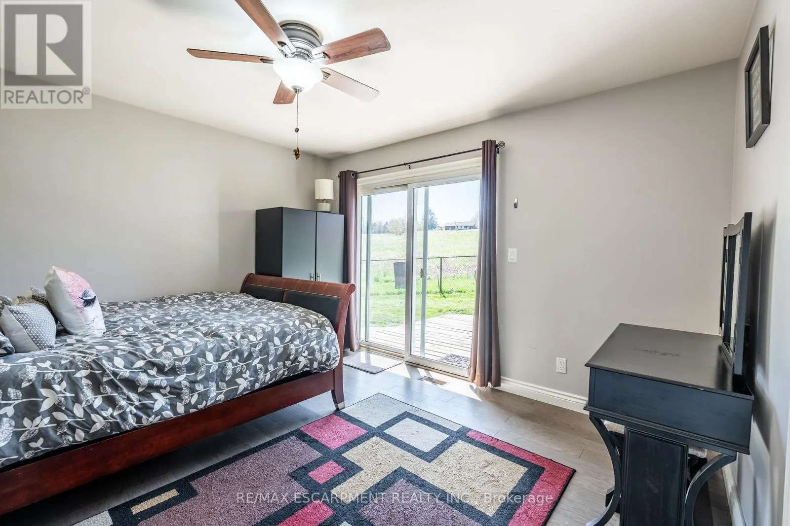 258 OAKHILL DRIVE