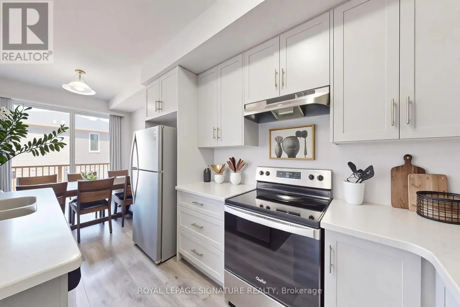 37 - 10 BIRMINGHAM DRIVE