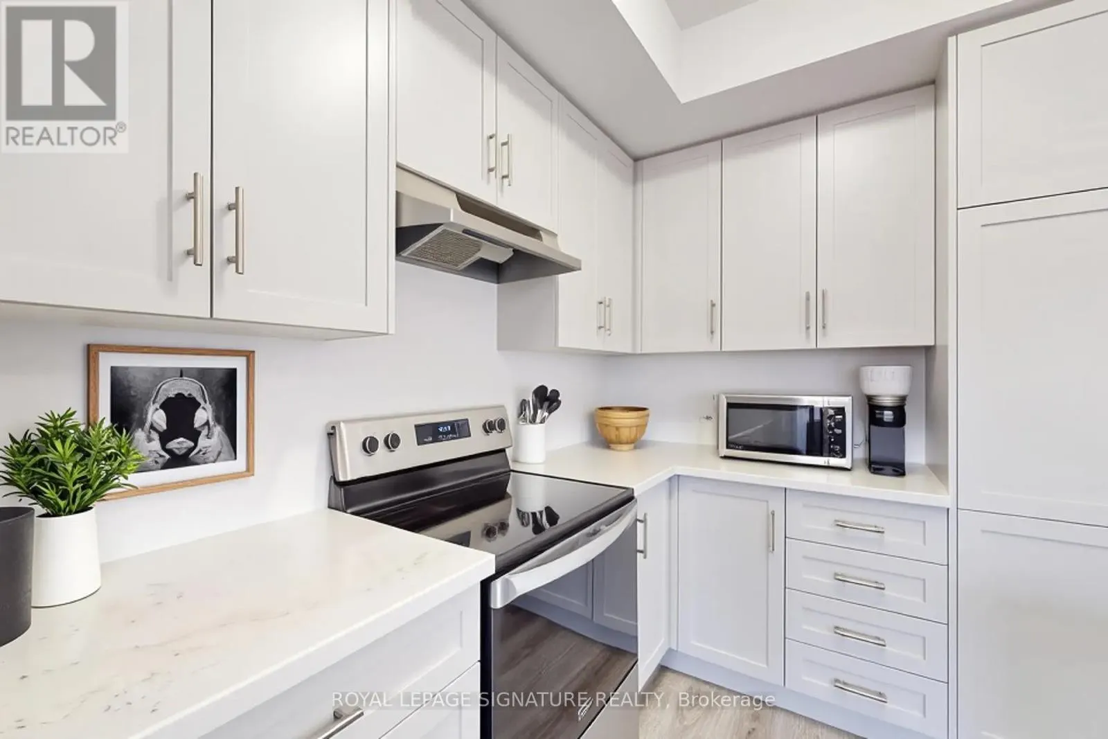37 - 10 BIRMINGHAM DRIVE