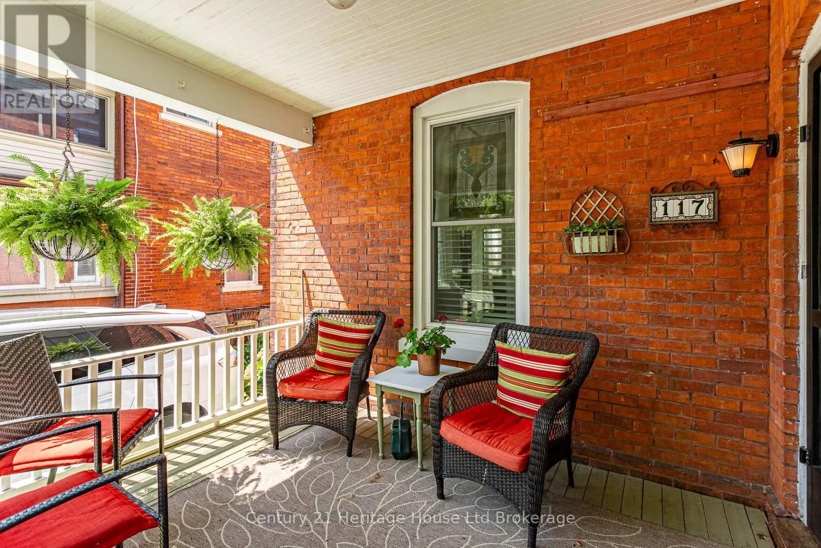 117 LIGHT STREET