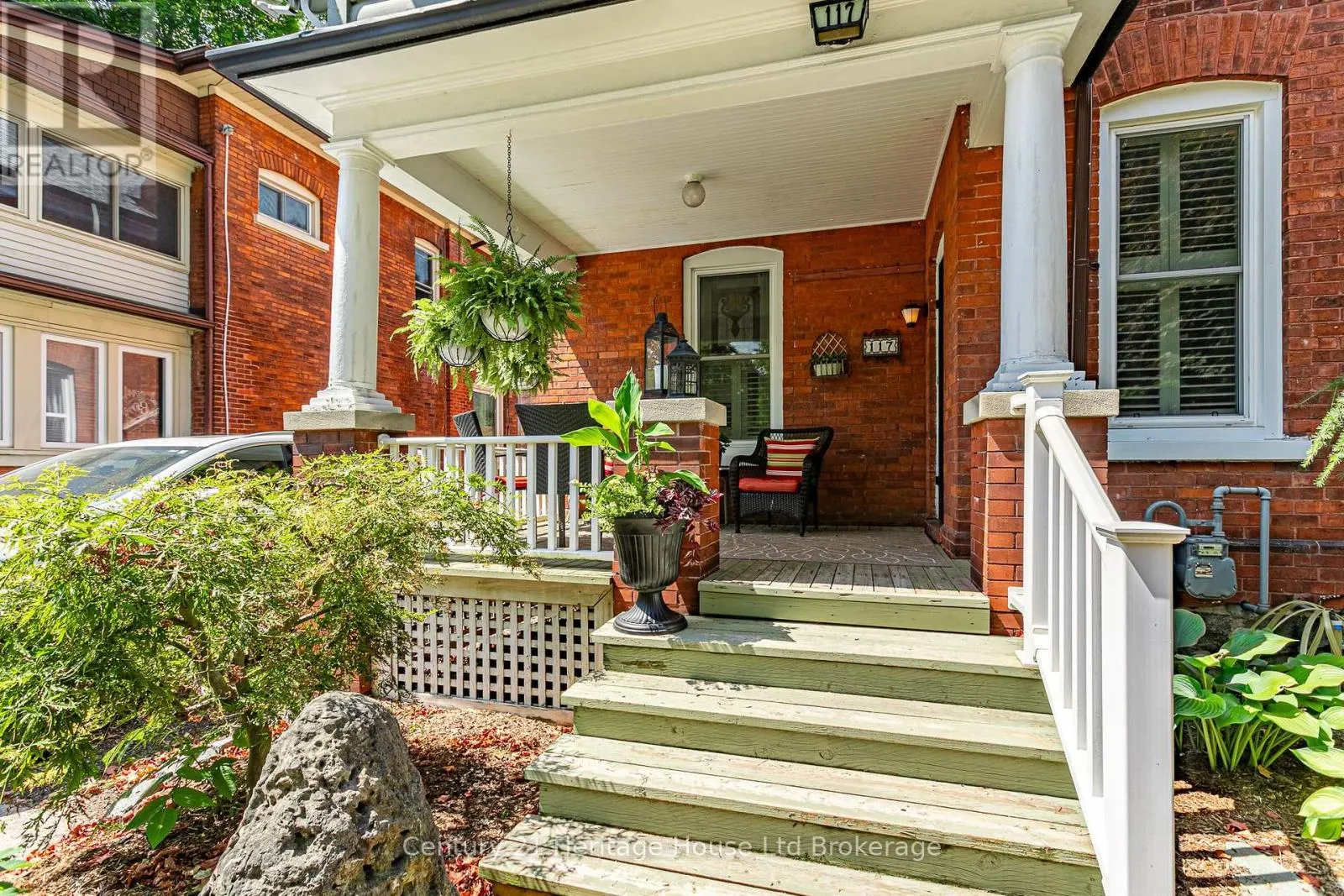 117 LIGHT STREET