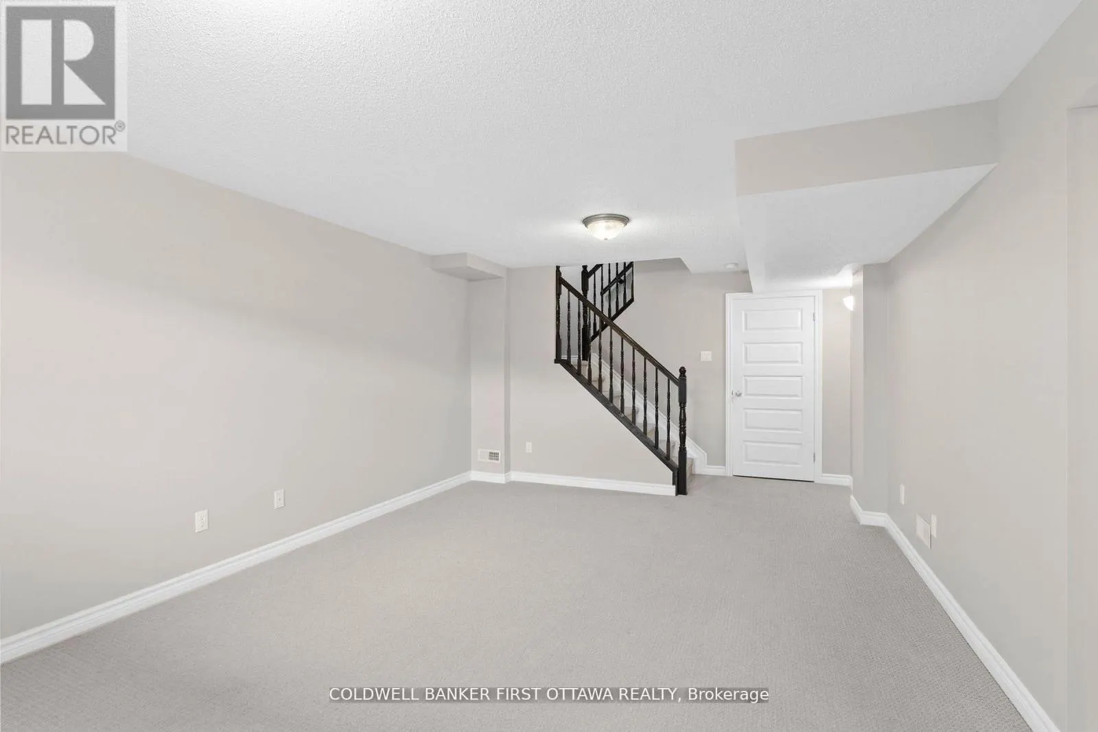 2459 ESPRIT DRIVE