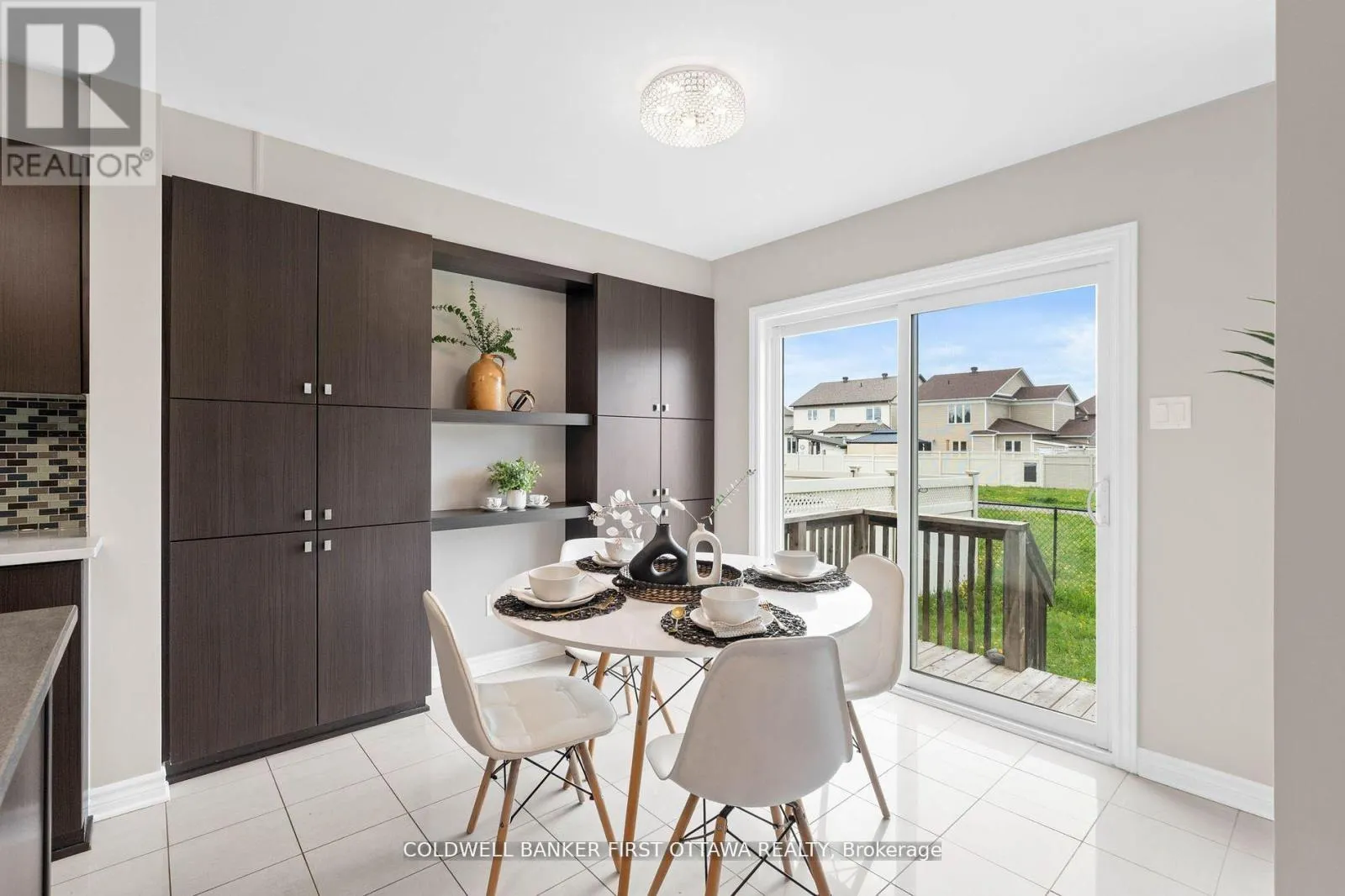 2459 ESPRIT DRIVE