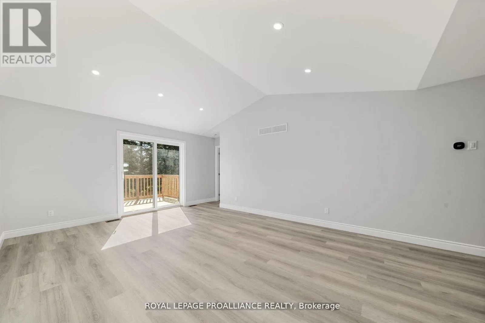 23 CLAYTON JOHN AVENUE