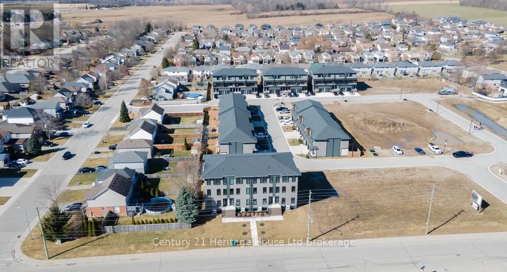 1103 - 361 QUARTER TOWN LINE, #1103