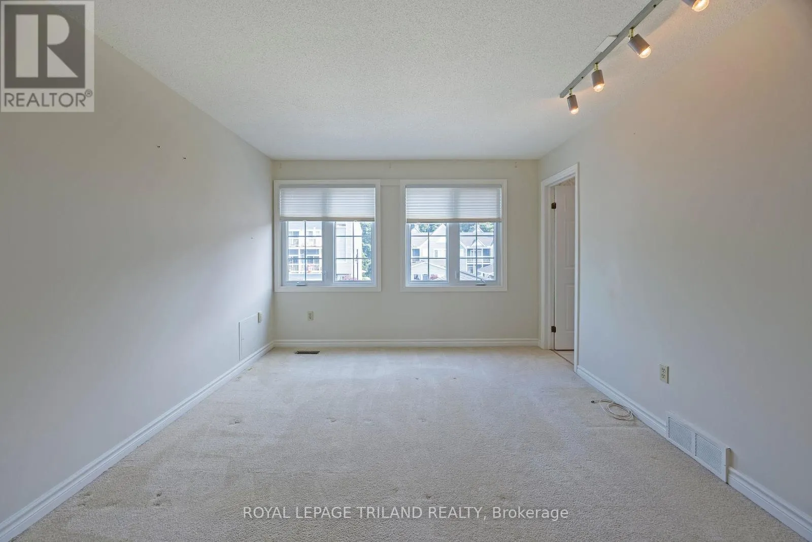 47 - 374 FRONT STREET, #47