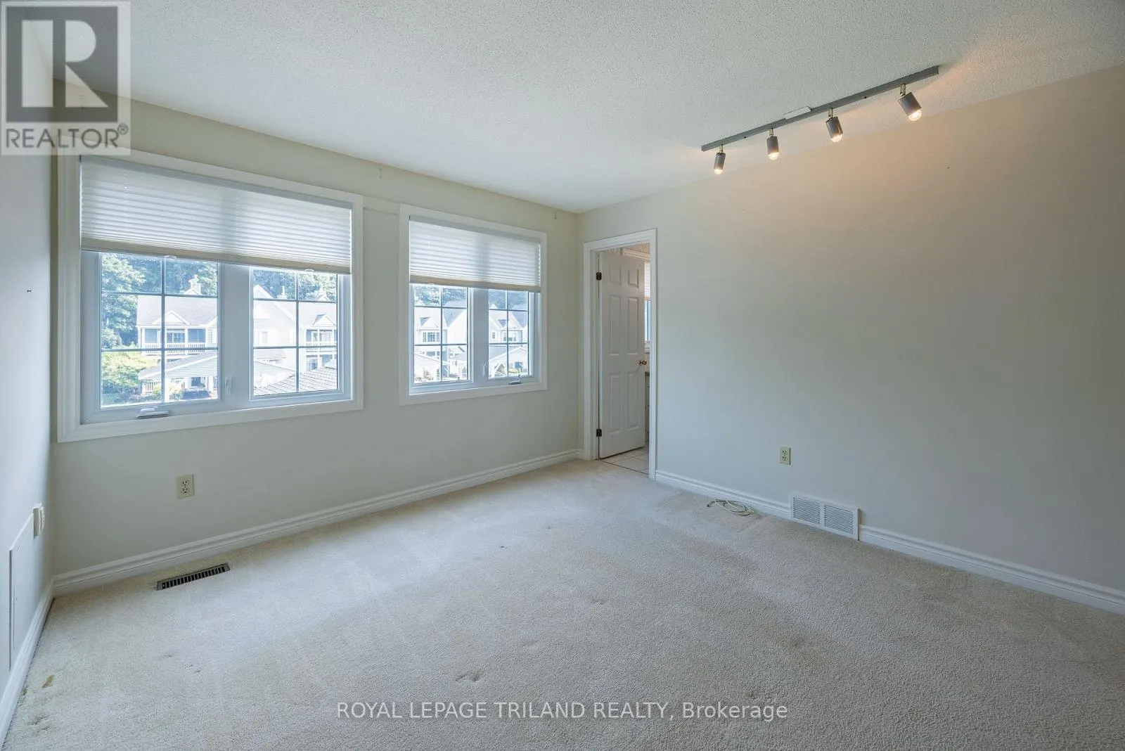 47 - 374 FRONT STREET, #47