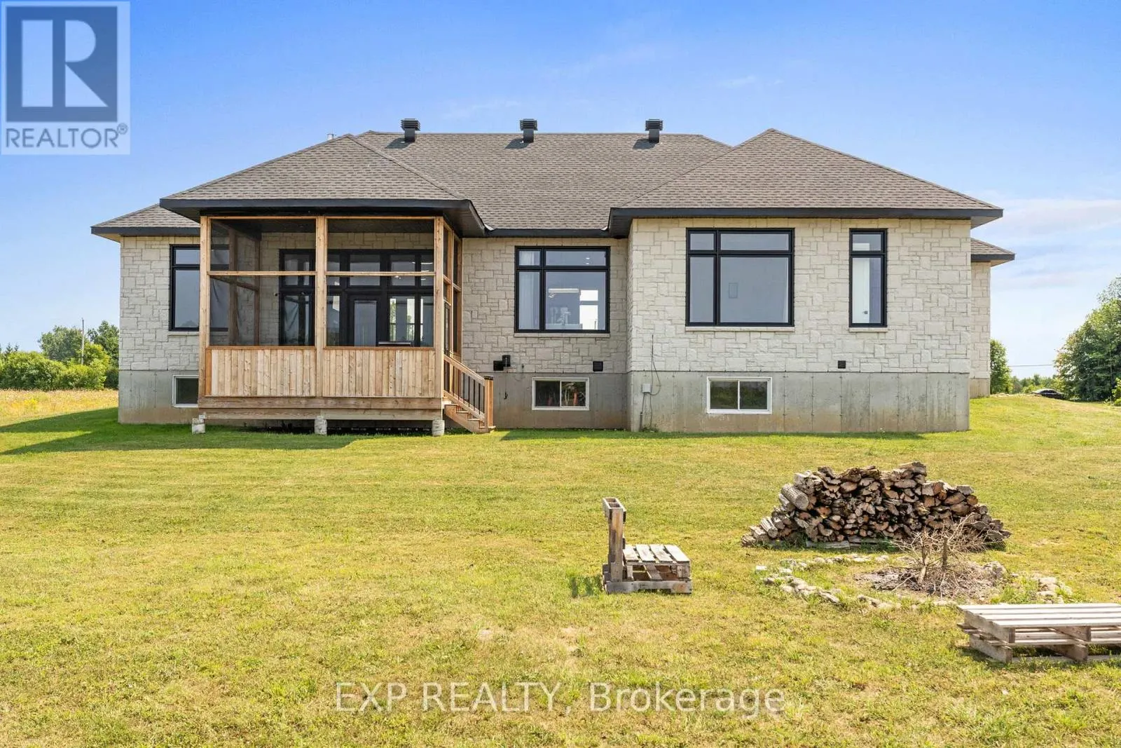 13708 COUNTY RD 15 ROAD