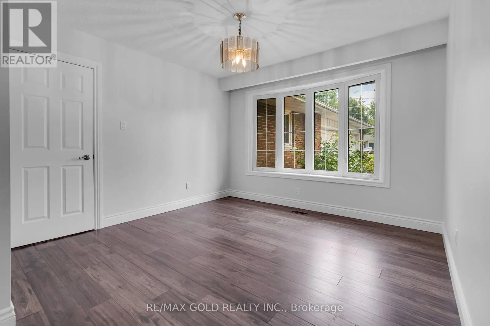 3 CEDAR GROVE ROAD